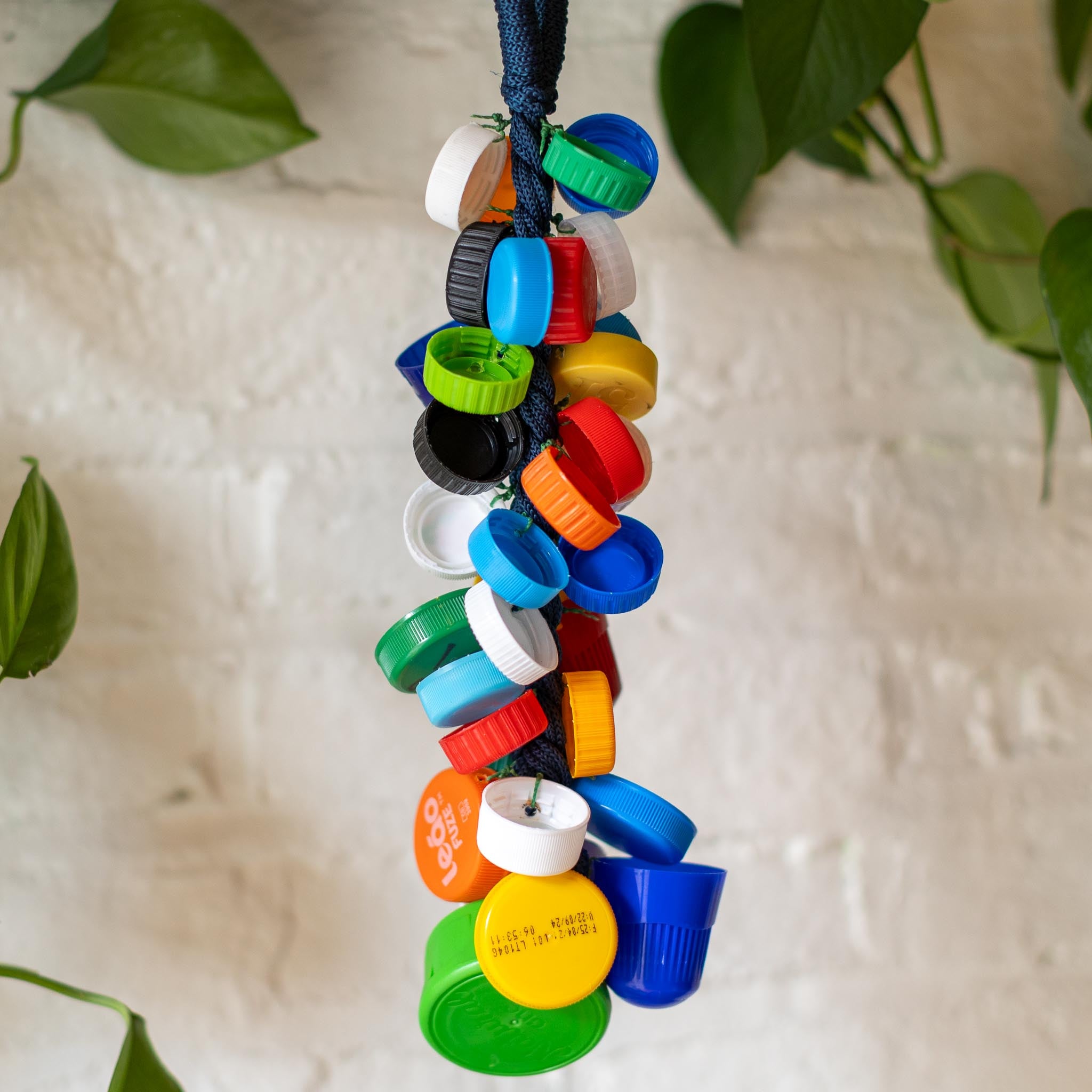 Marcos China Recycled Bottle Cap Rope Shaker