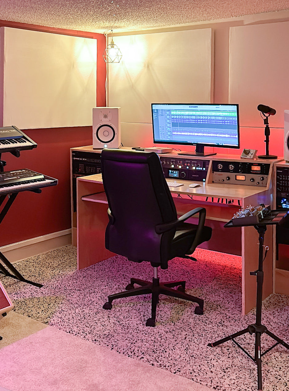 BridgeSet Studio Desk Corner