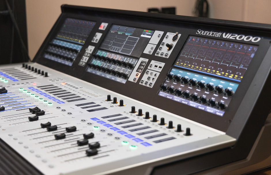 Soundcraft Vi2000 Mixing Board