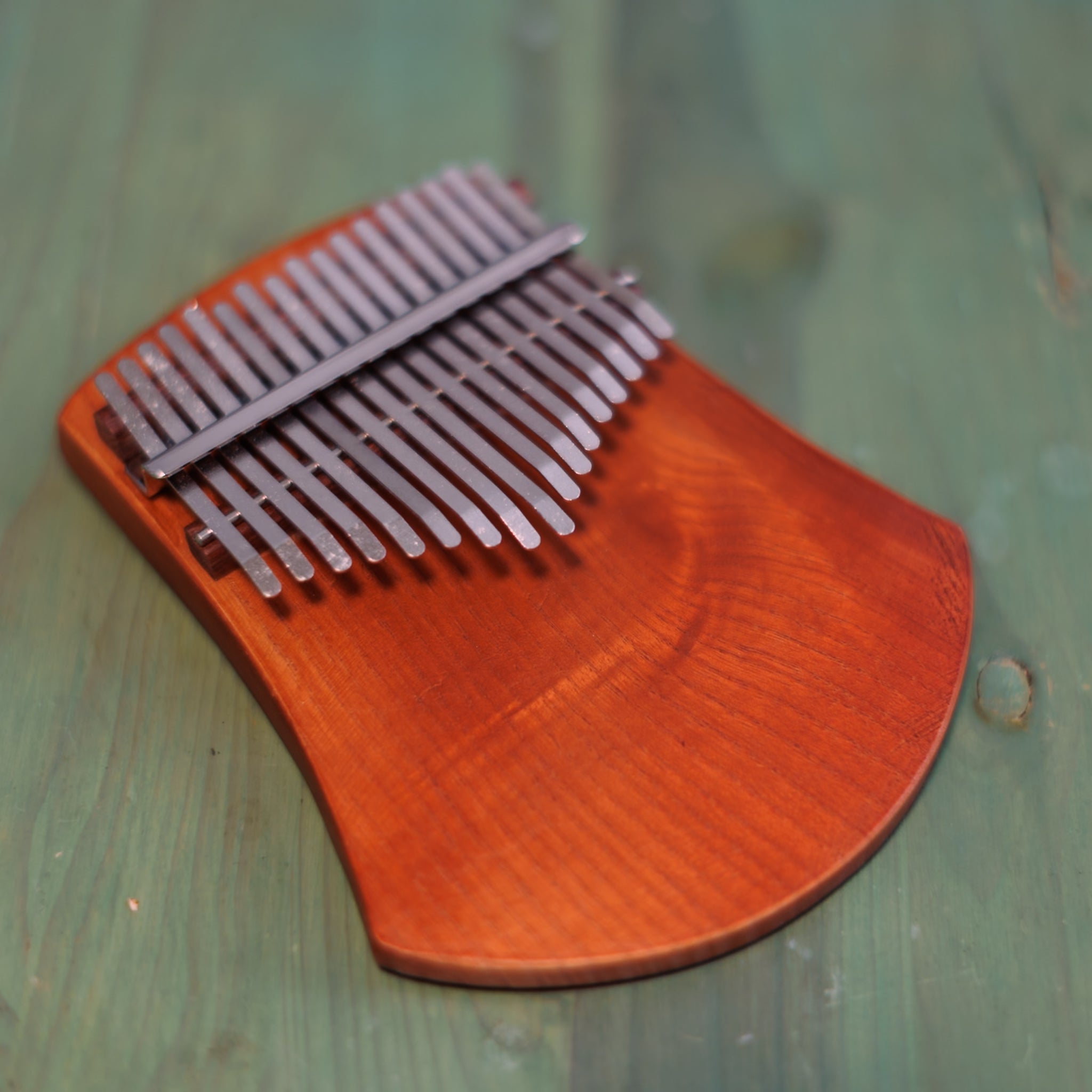 17-Key Hand Drum Solid Wood Kalimba