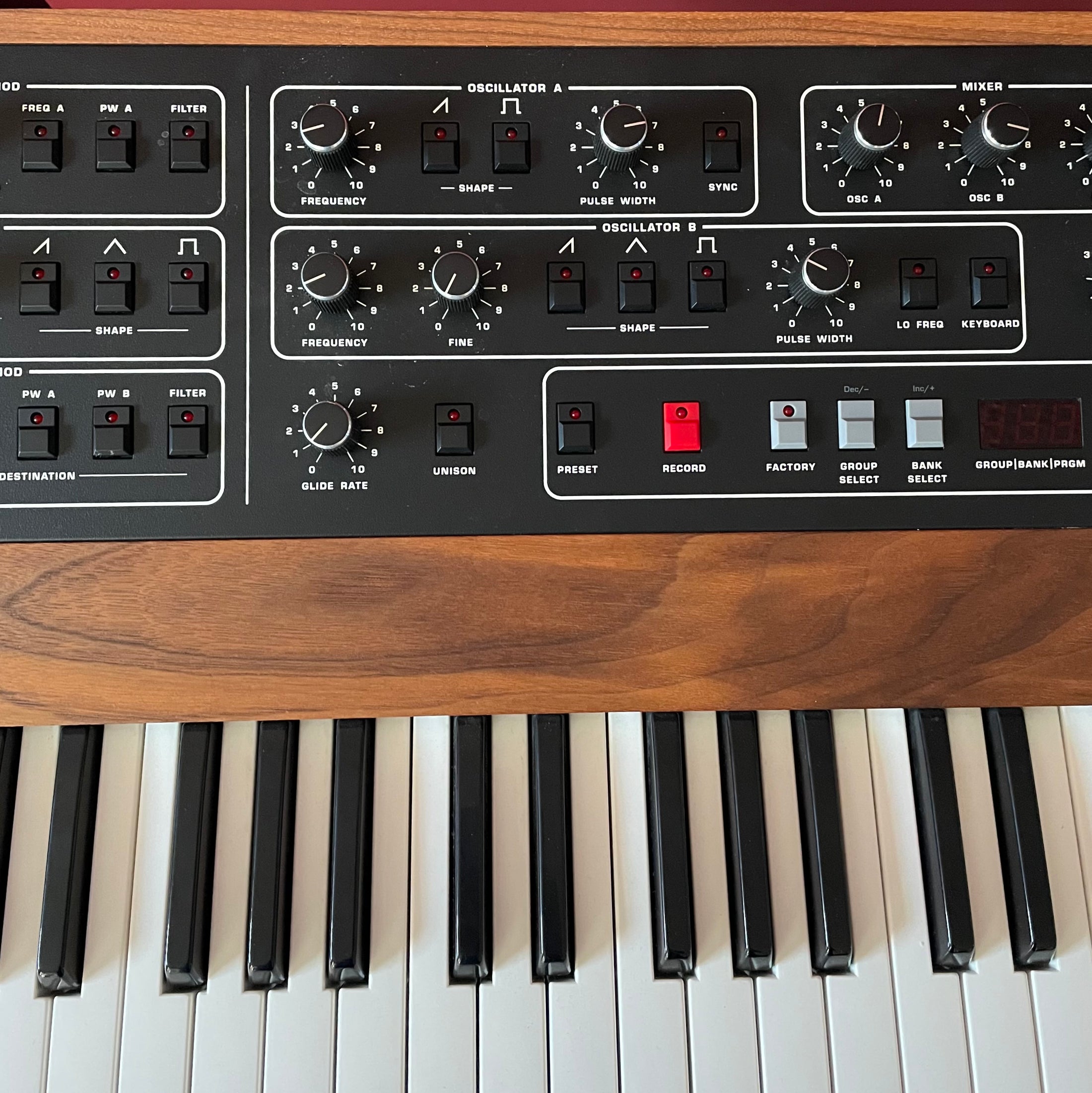 Sequential Prophet-10 Rev4 Analog 10-Voice Polyphonic Synthesizer (studio demo unit)